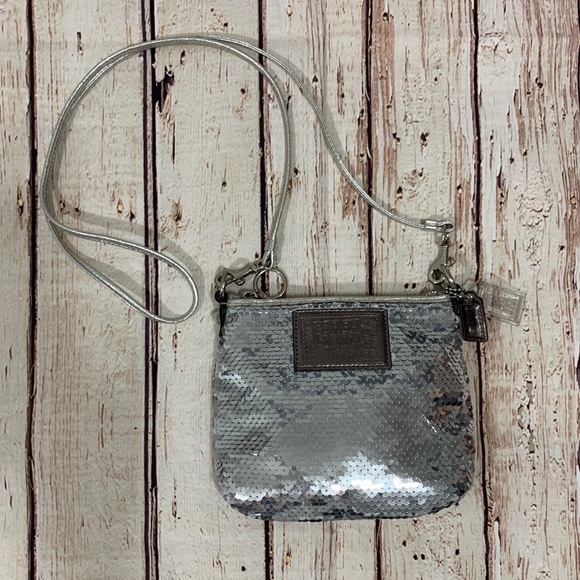 Coach Handbags - Coach Poppy sequin crossbody